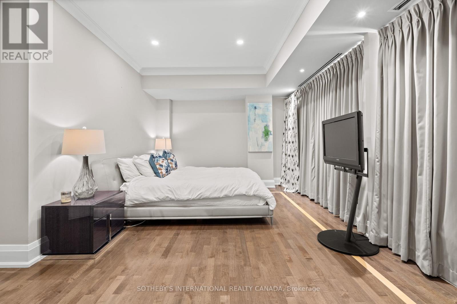 Ph 1005w - 500 Queens Quay, Toronto, Ontario  M5V 3K8 - Photo 21 - C12378167