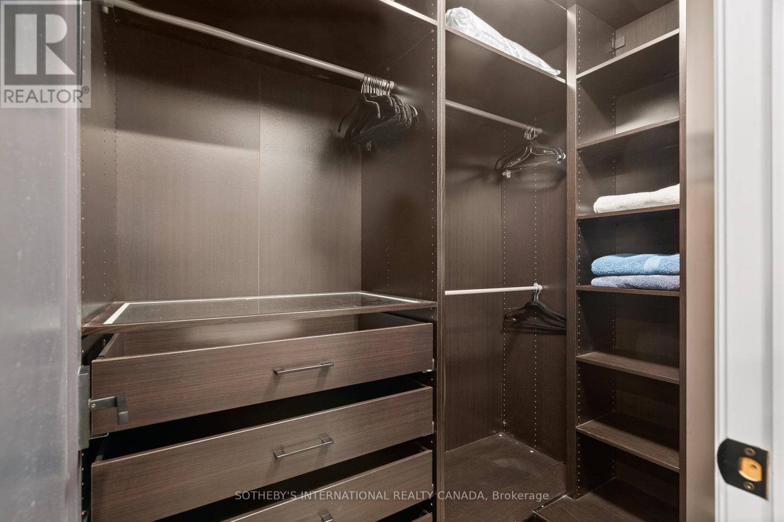 Ph 1005w - 500 Queens Quay, Toronto, Ontario  M5V 3K8 - Photo 22 - C12378167