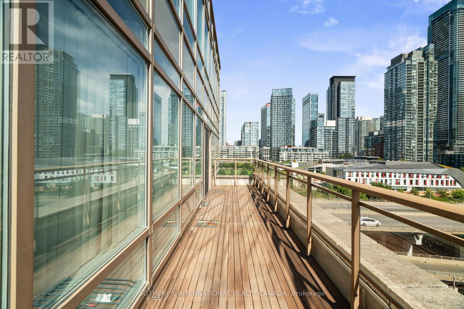 Ph 1005w - 500 Queens Quay, Toronto, Ontario  M5V 3K8 - Photo 34 - C12378167