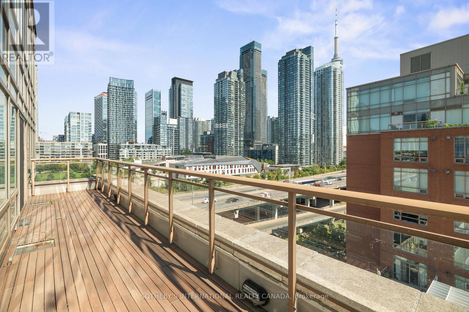 Ph 1005w - 500 Queens Quay, Toronto, Ontario  M5V 3K8 - Photo 35 - C12378167