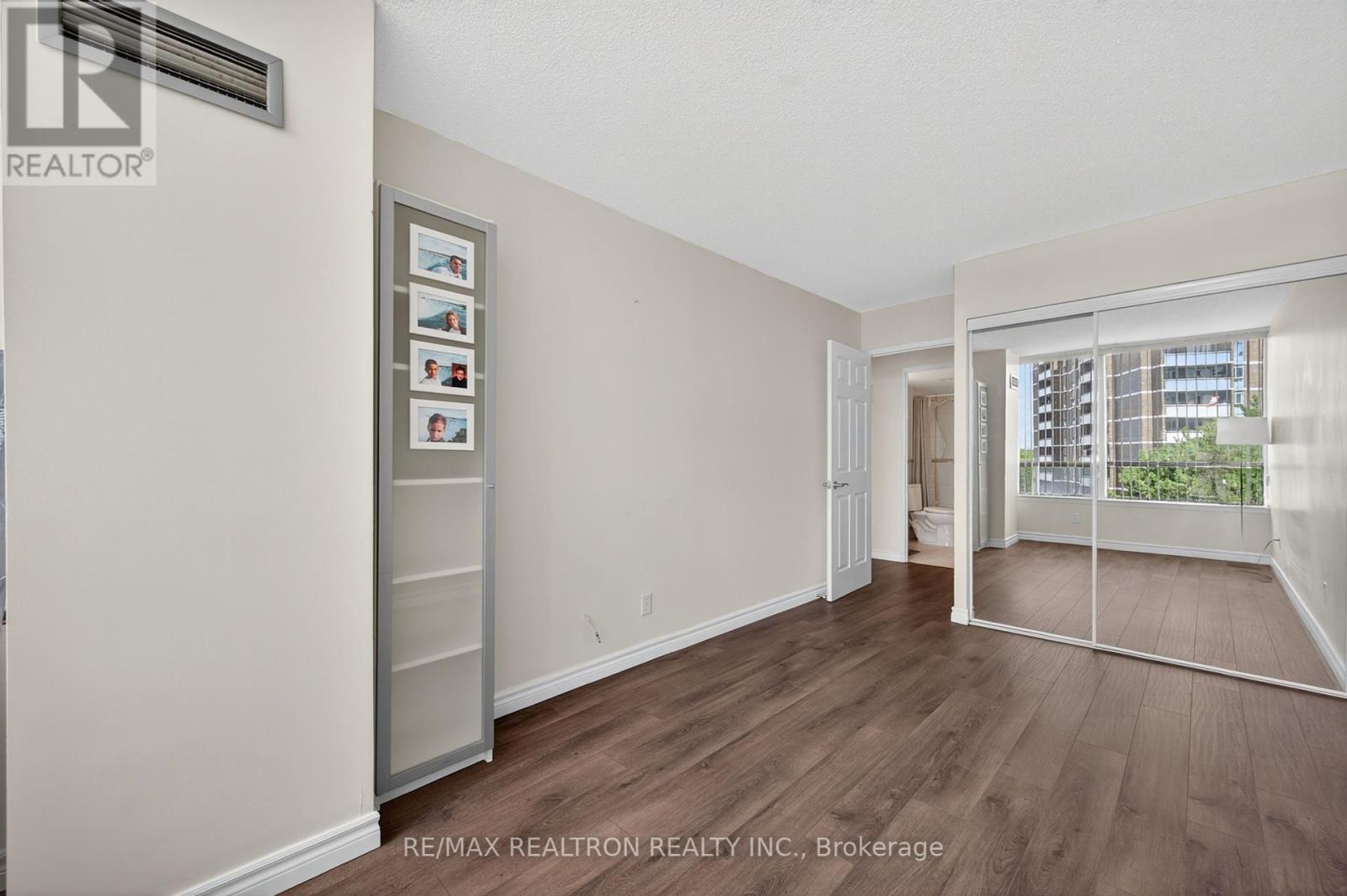 602 - 1101 Steeles Avenue W, Toronto (Westminster-Branson), Ontario  M2R 3W5 - Photo 11 - C12378180