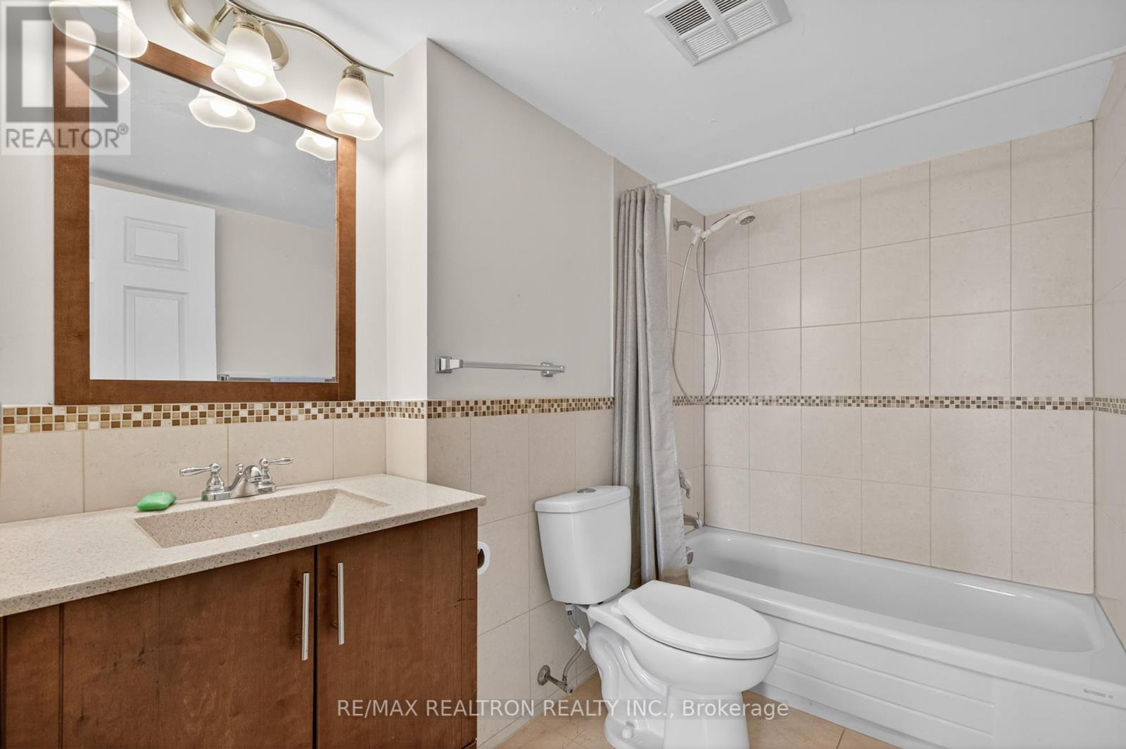 602 - 1101 Steeles Avenue W, Toronto (Westminster-Branson), Ontario  M2R 3W5 - Photo 12 - C12378180