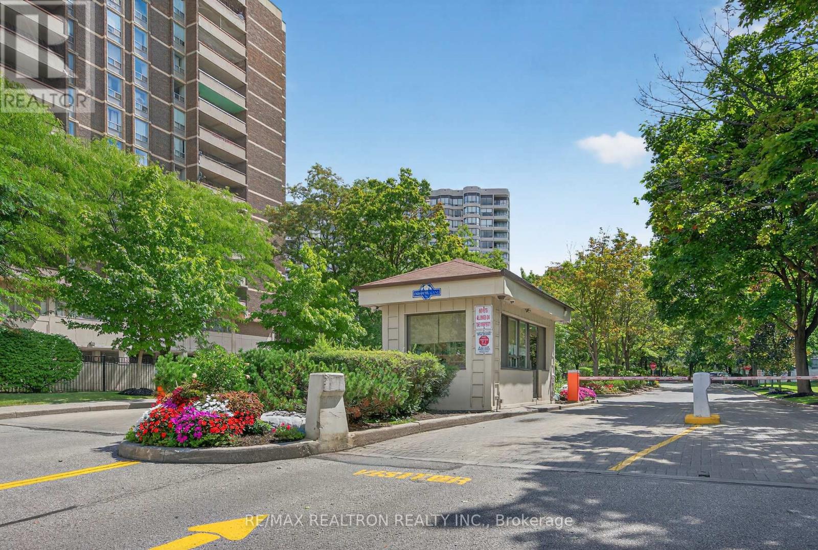 602 - 1101 Steeles Avenue W, Toronto (Westminster-Branson), Ontario  M2R 3W5 - Photo 24 - C12378180