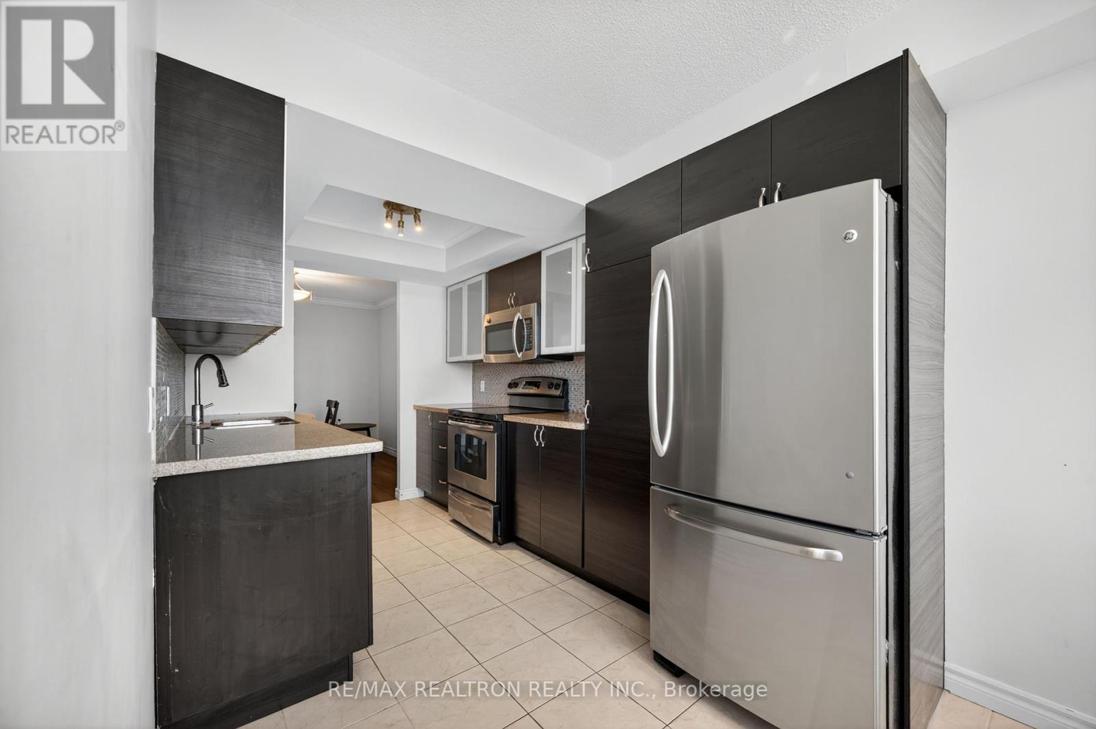 602 - 1101 Steeles Avenue W, Toronto (Westminster-Branson), Ontario  M2R 3W5 - Photo 6 - C12378180