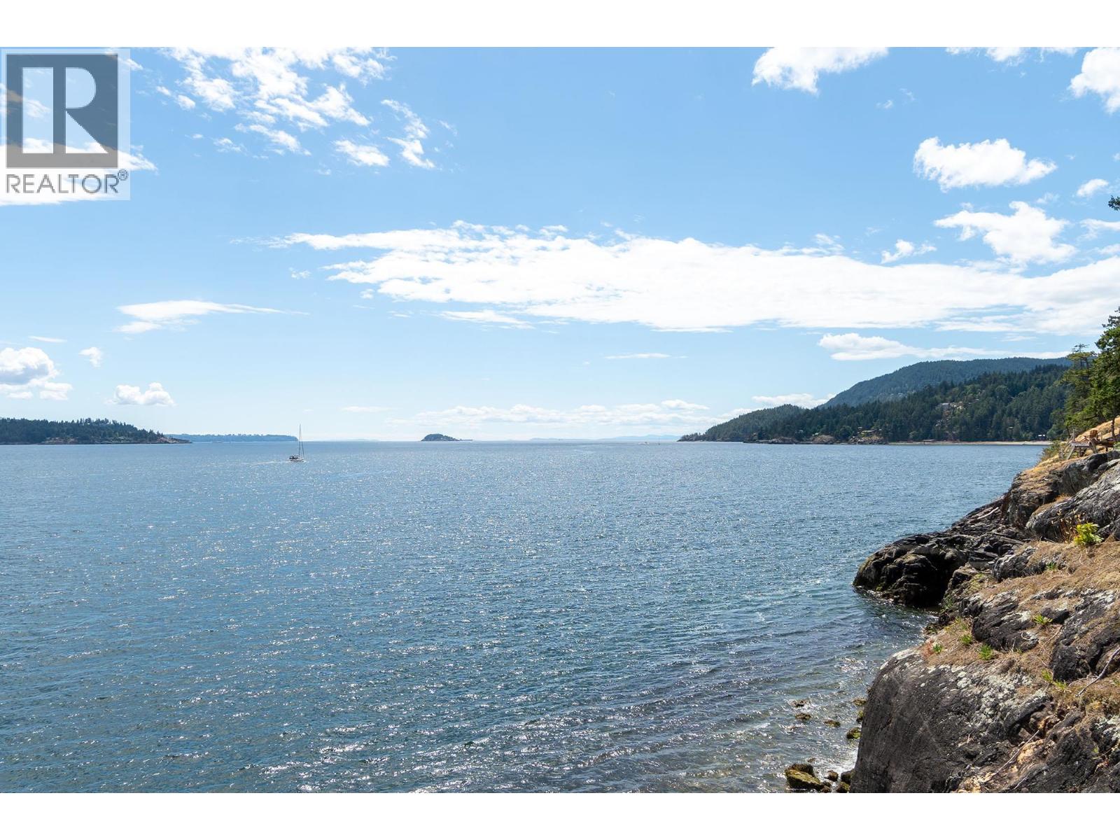 1545 Eagle Cliff Road, Bowen Island, British Columbia  V0N 1G1 - Photo 9 - R3024226