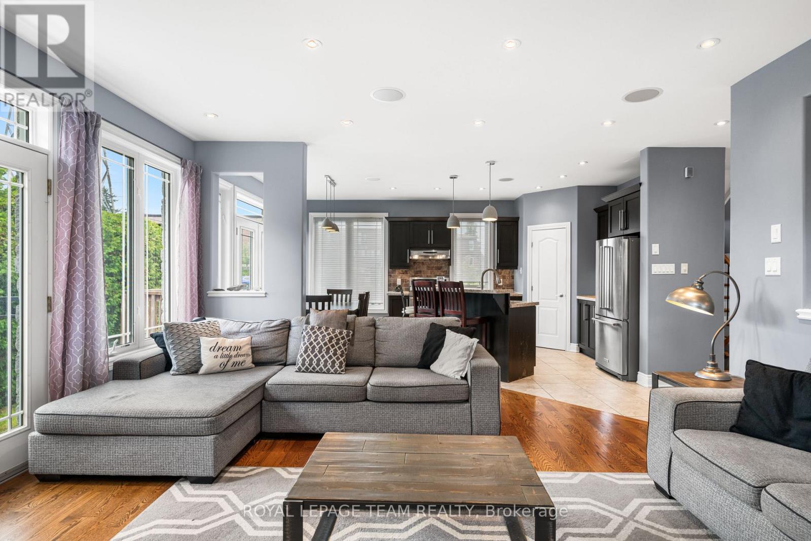 49 Savuto Way, Ottawa, Ontario  K2G 2T2 - Photo 16 - X12378253
