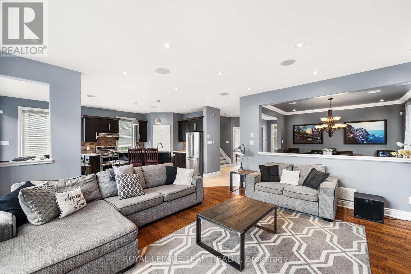 49 Savuto Way, Ottawa, Ontario  K2G 2T2 - Photo 17 - X12378253
