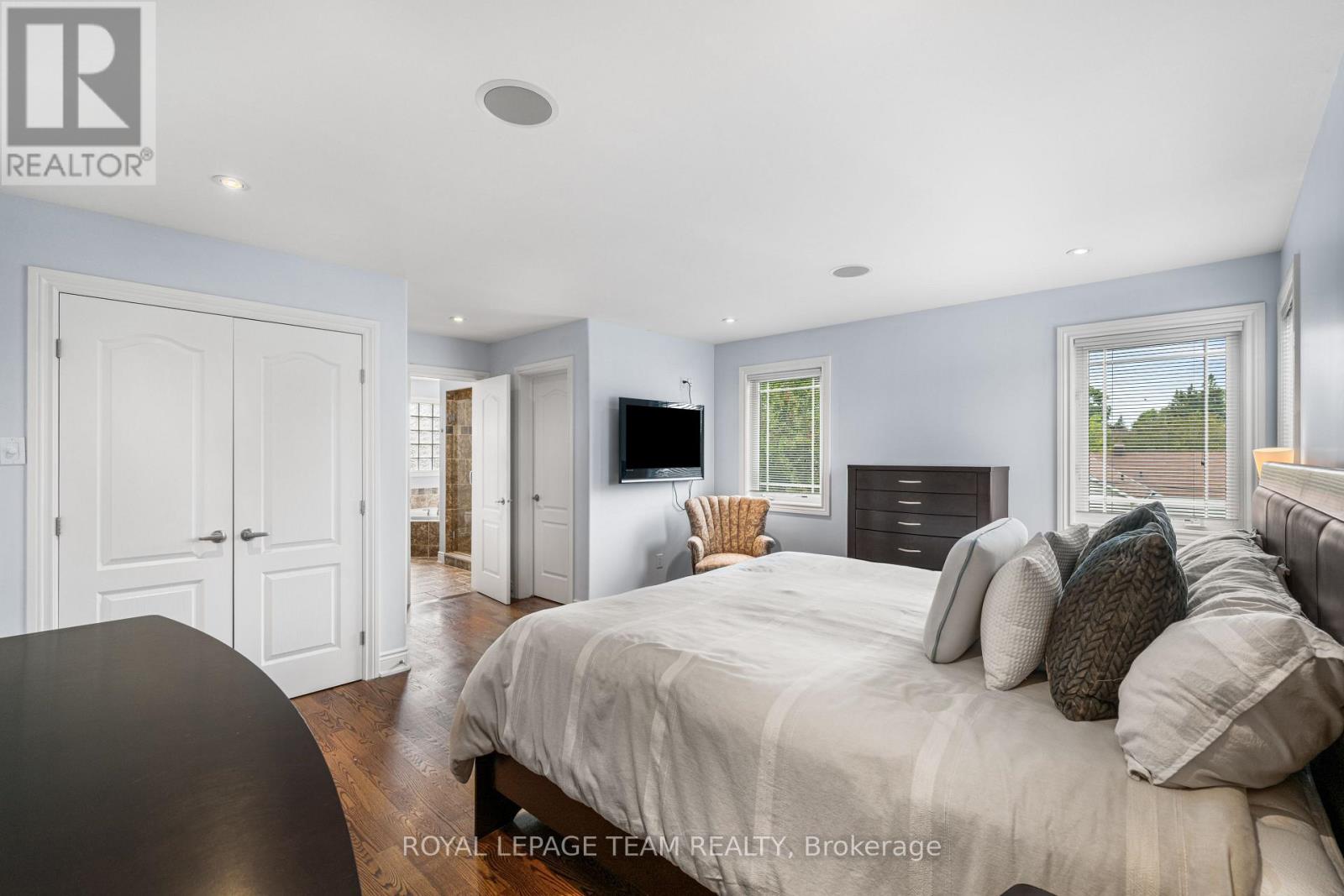 49 Savuto Way, Ottawa, Ontario  K2G 2T2 - Photo 23 - X12378253