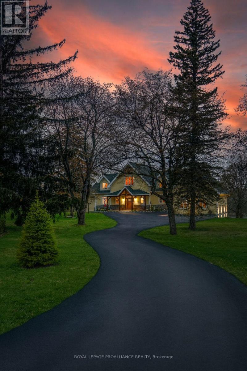 12698 Loyalist Parkway, Prince Edward County, Ontario  K0K 2T0 - Photo 40 - X12371479