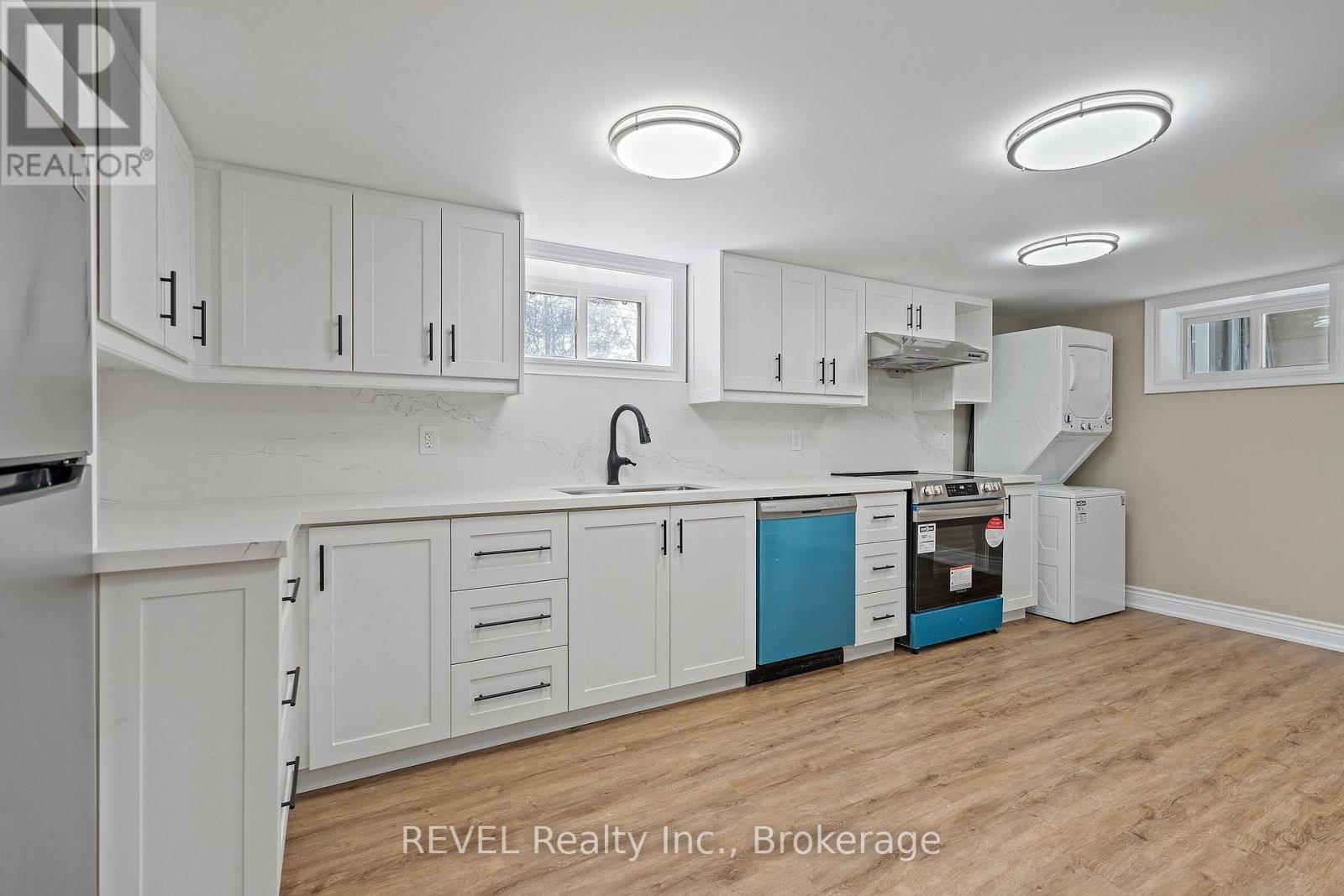 28 Dale Avenue, Hamilton, Ontario  L8G 3L9 - Photo 24 - X12378299