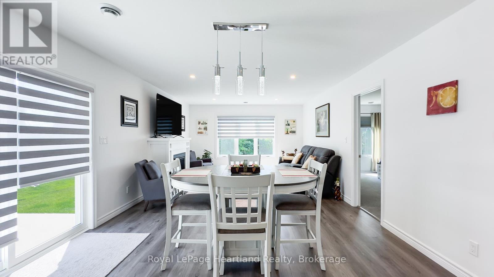 263 Lake Breeze Drive, Ashfield-Colborne-Wawanosh, Ontario  N7A 0C6 - Photo 14 - X12378238