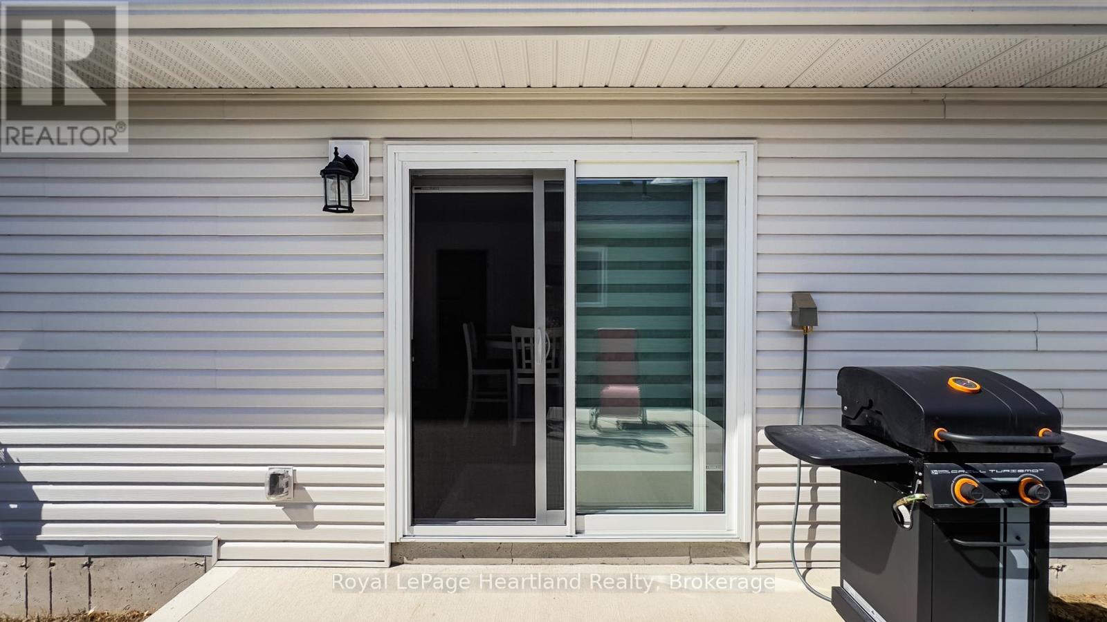 263 Lake Breeze Drive, Ashfield-Colborne-Wawanosh, Ontario  N7A 0C6 - Photo 45 - X12378238