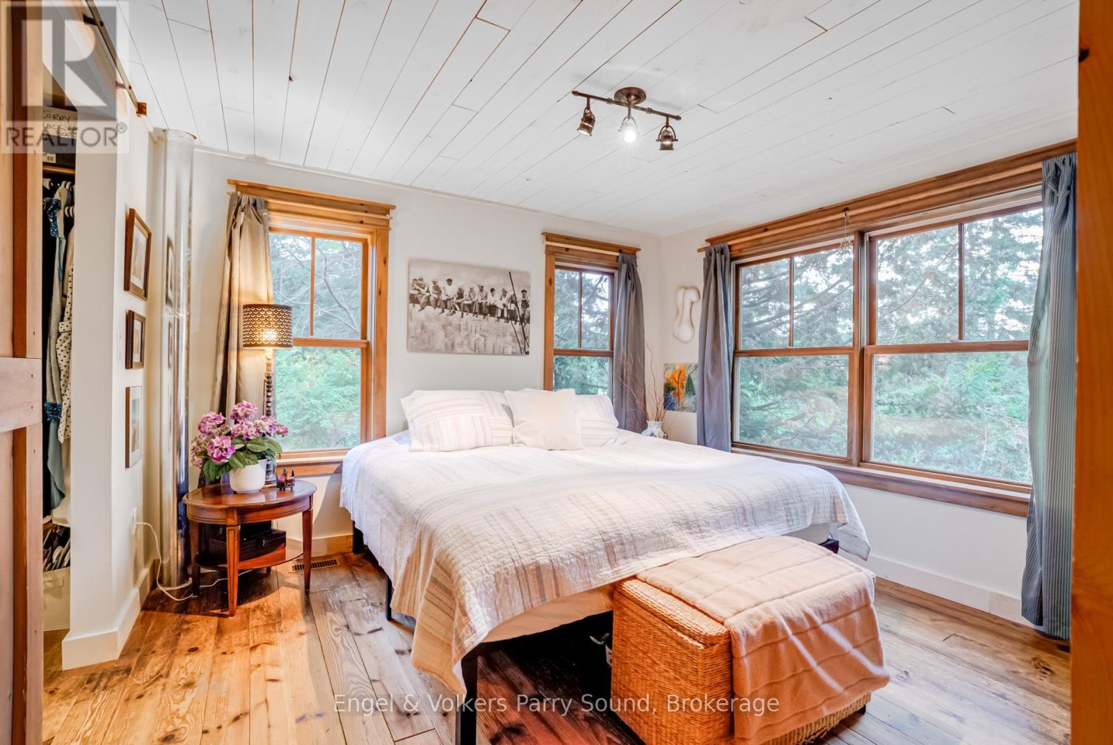 6 Little Beaver Boulevard, Seguin, Ontario  P2A 2W8 - Photo 20 - X12378318