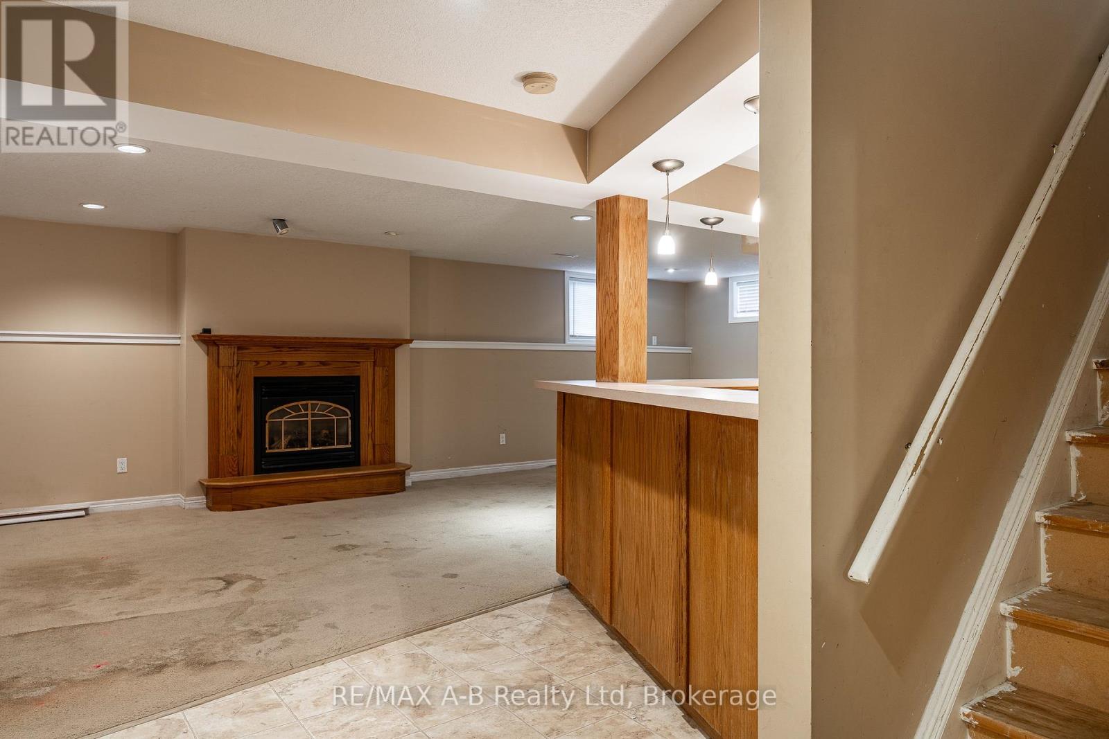 15 Valleyview Lane, St. Marys, Ontario N4X 1A7 - Photo 28 - X12378369