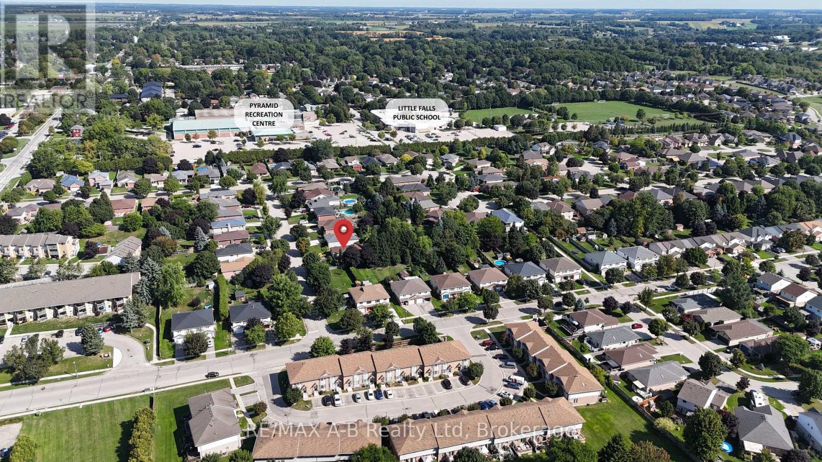 15 Valleyview Lane, St. Marys, Ontario N4X 1A7 - Photo 46 - X12378369