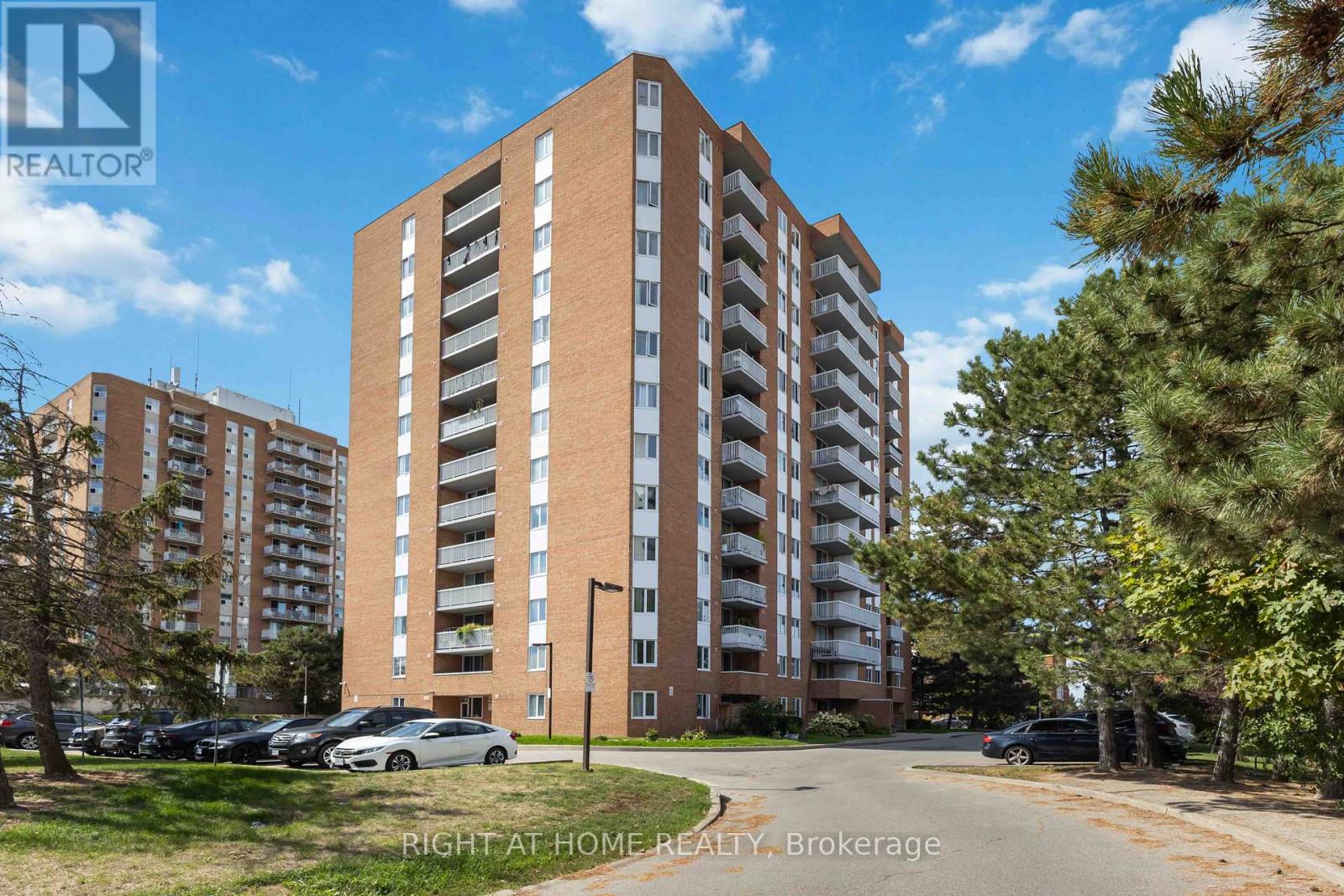 401 - 15 Sewells Road S, Toronto, Ontario  M1B 3V7 - Photo 2 - E12378256
