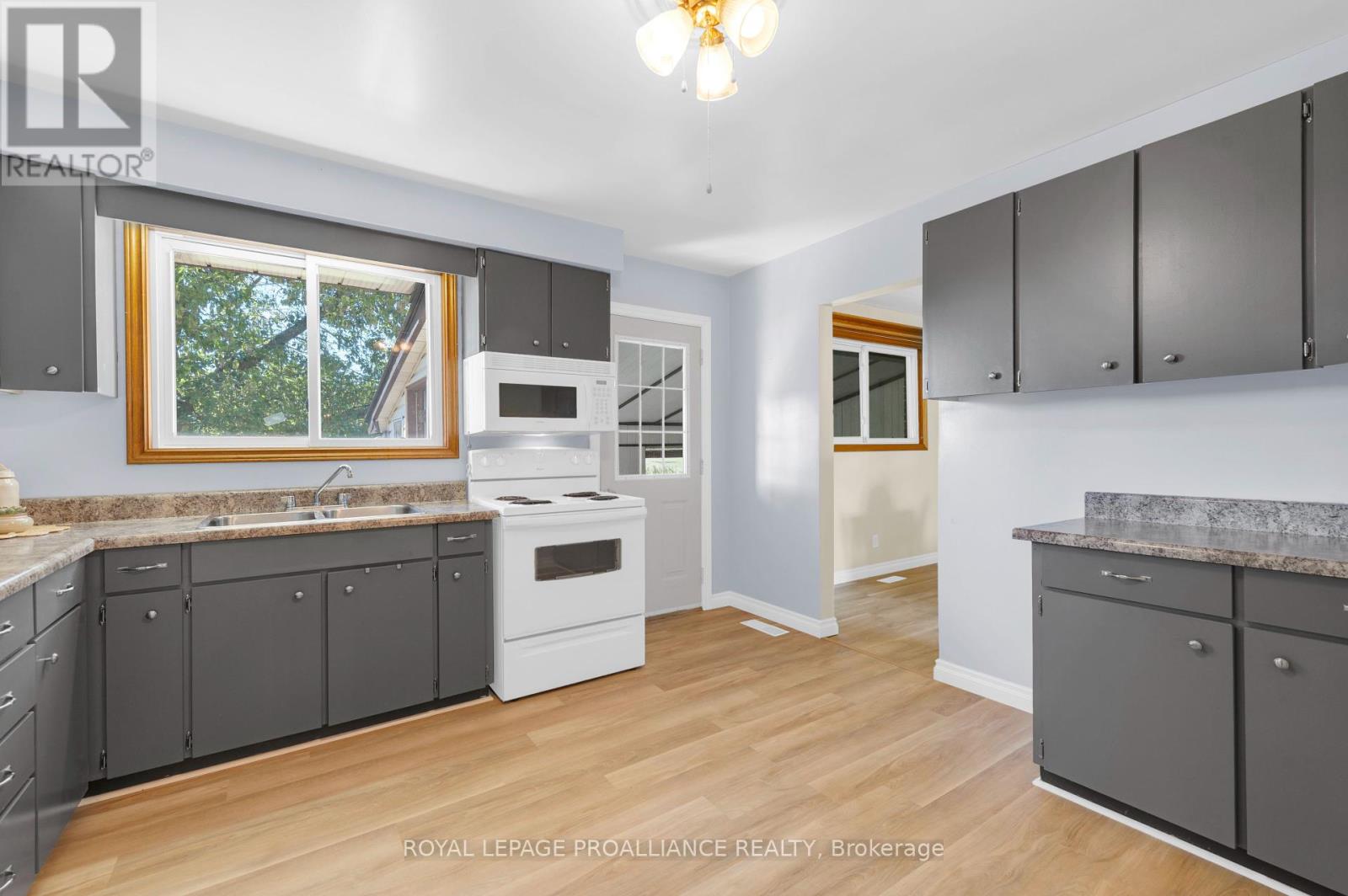 122 Lisgar Street, Brighton, Ontario  K0K 1H0 - Photo 14 - X12378326