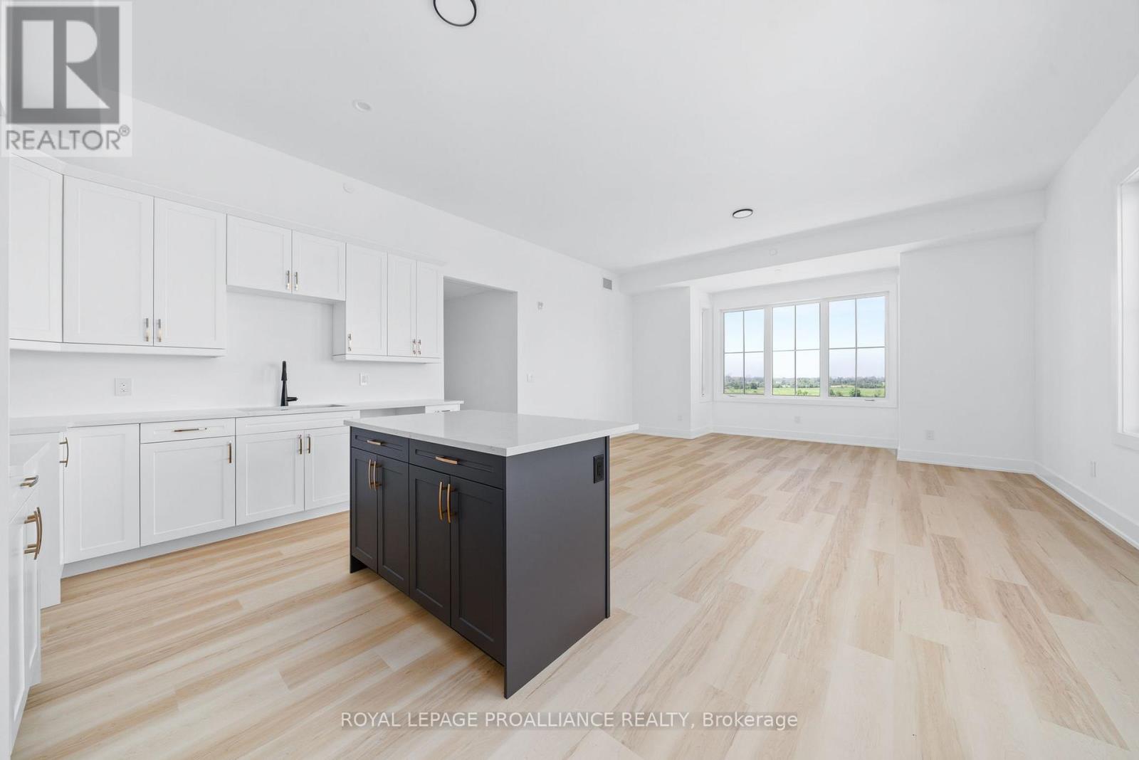 201 - 941 Charles Wilson Parkway, Cobourg, Ontario  K9A 0L2 - Photo 8 - X12378400