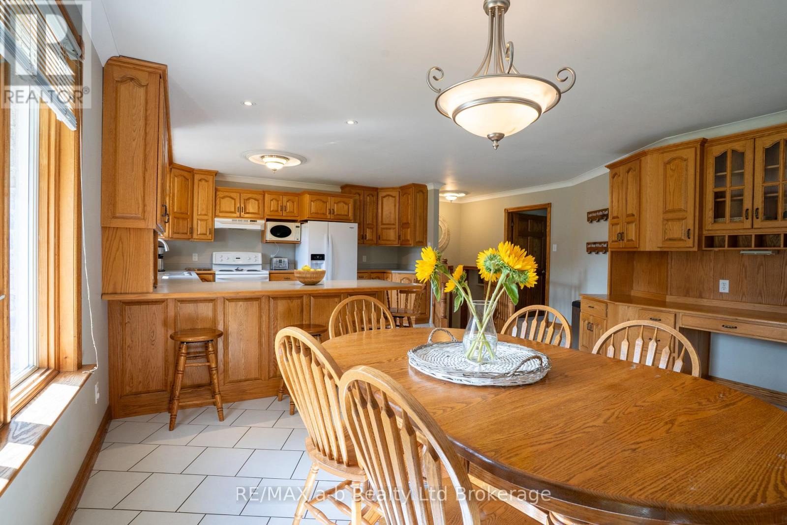 812213 Base Line, Norwich, Ontario  N0E 1H0 - Photo 12 - X12377811