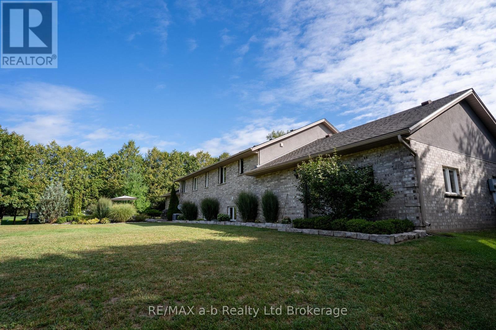 812213 Base Line, Norwich, Ontario  N0E 1H0 - Photo 5 - X12377811