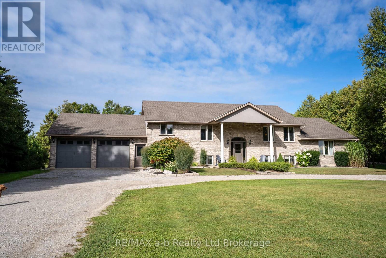 812213 Base Line, Norwich, Ontario  N0E 1H0 - Photo 3 - X12377811