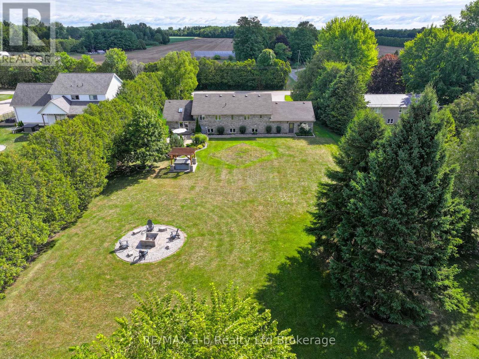 812213 Base Line, Norwich, Ontario  N0E 1H0 - Photo 4 - X12377811