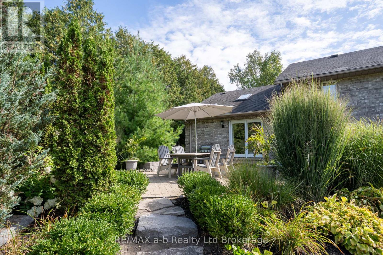 812213 Base Line, Norwich, Ontario  N0E 1H0 - Photo 9 - X12377811