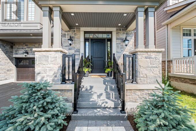 323 Harold Dent Trail, Oakville, Ontario  L6M 1R3 - Photo 3 - W12378219