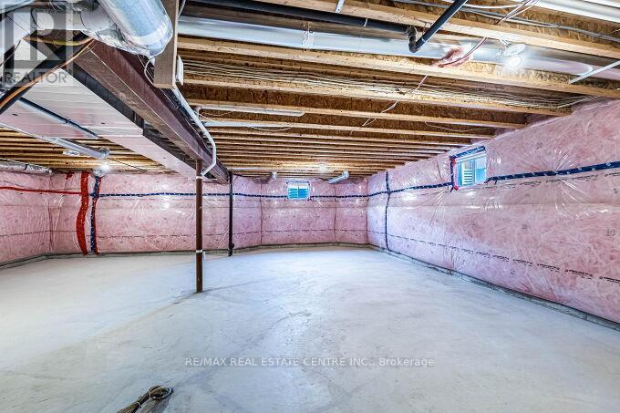 323 Harold Dent Trail, Oakville, Ontario  L6M 1R3 - Photo 40 - W12378219