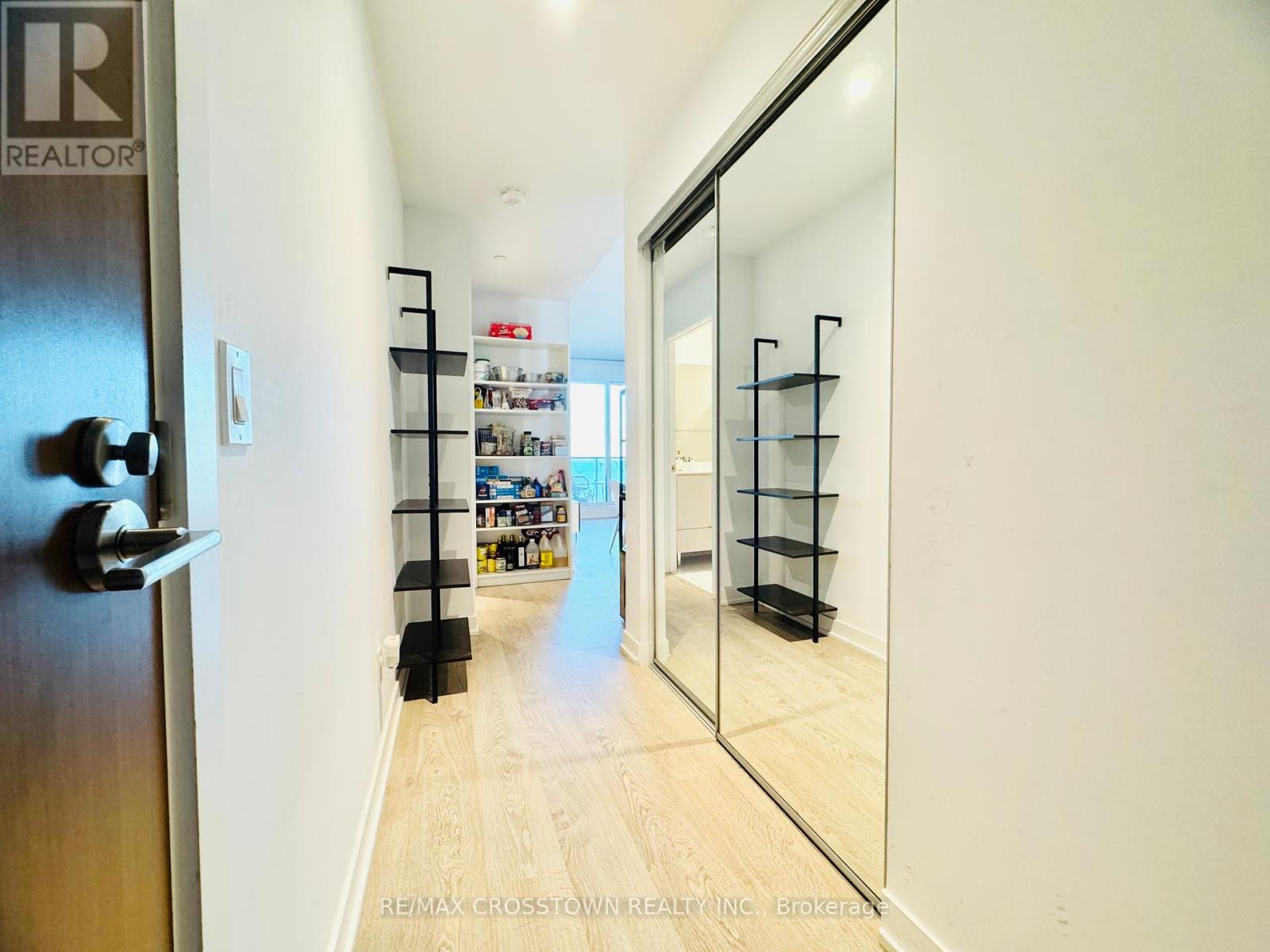 1207 - 1926 Lake Shore Drive W, Toronto, Ontario  M6S 1A1 - Photo 11 - W12378221