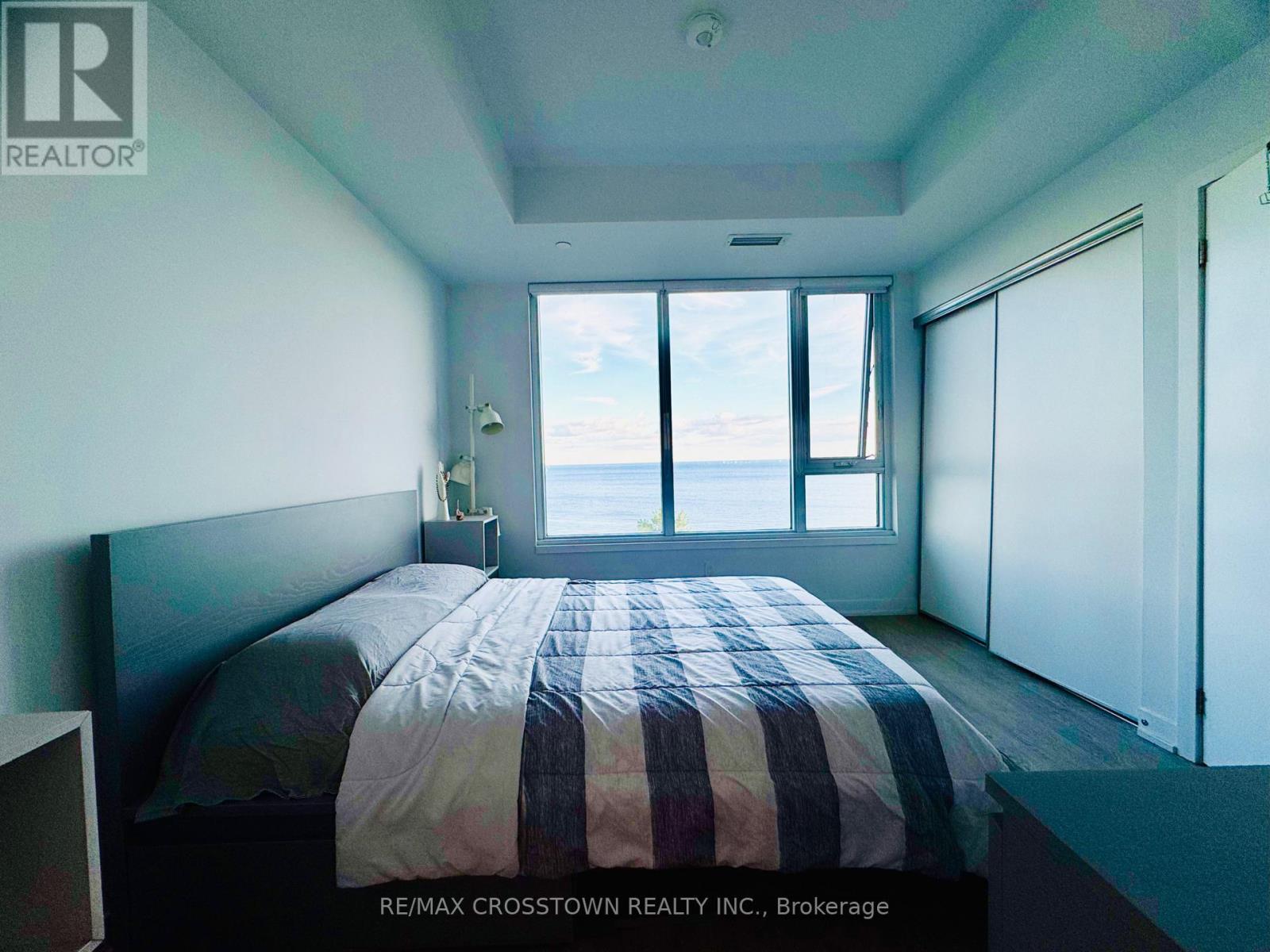 1207 - 1926 Lake Shore Drive W, Toronto, Ontario  M6S 1A1 - Photo 13 - W12378221