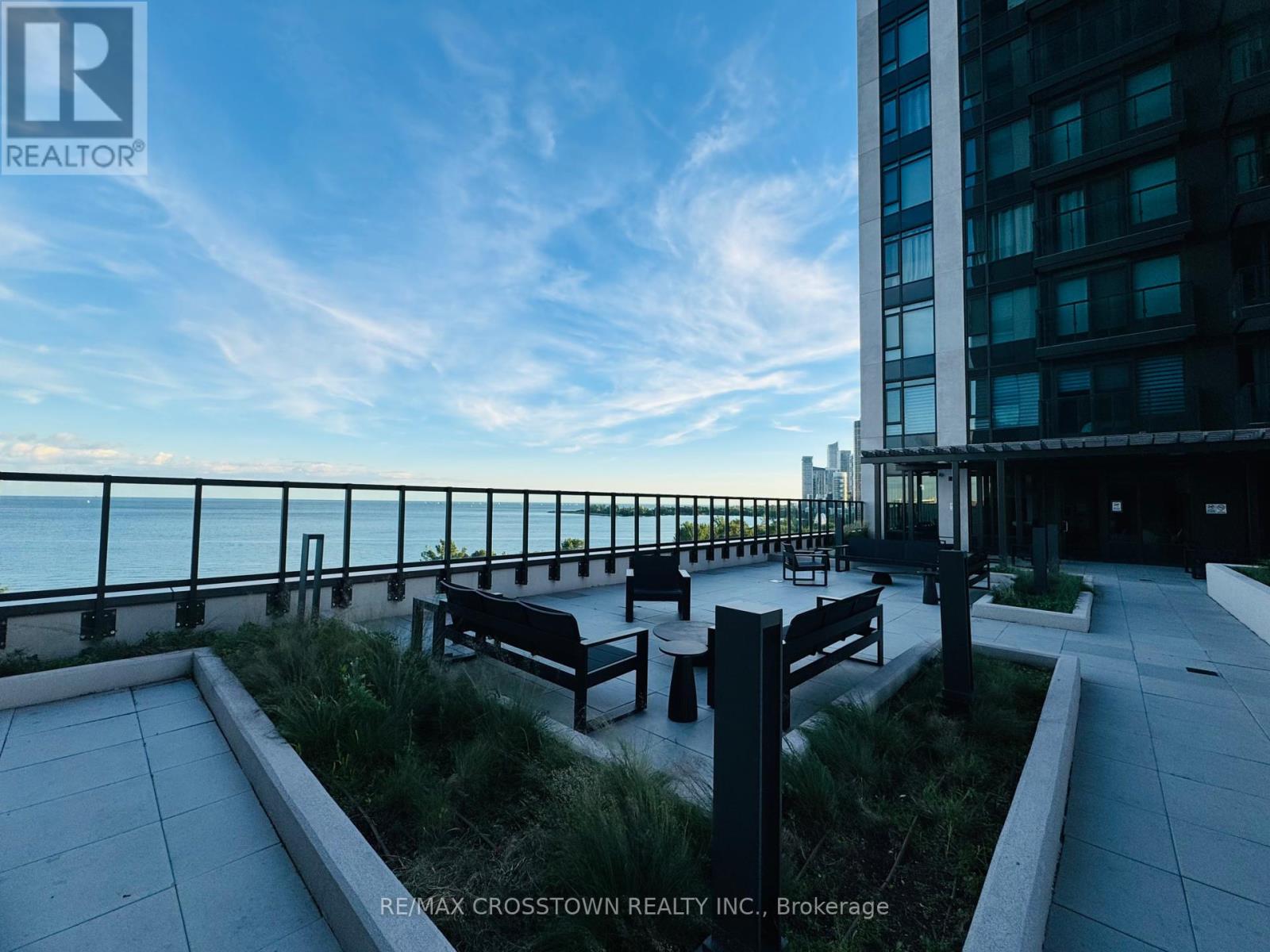 1207 - 1926 Lake Shore Drive W, Toronto, Ontario  M6S 1A1 - Photo 23 - W12378221