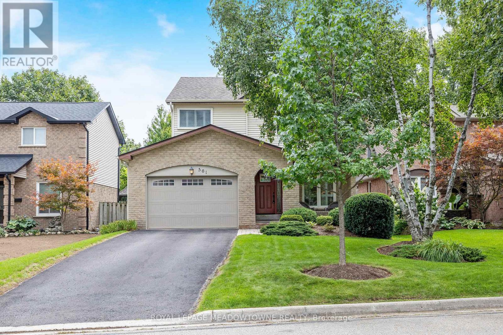 561 HAWTHORNE CRESCENT, Milton, Ontario