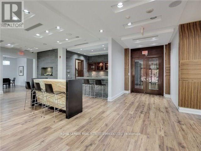 1910 - 310 Burnhamthorpe Road W, Mississauga, Ontario  L5B 4P9 - Photo 19 - W12378240