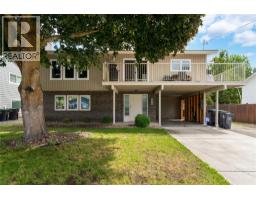 875 Hammer Avenue, kelowna, British Columbia
