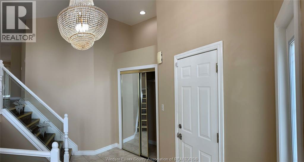 4537 Fontana Avenue Unit# Upper, Windsor, Ontario  N9G 3C8 - Photo 2 - 25022239