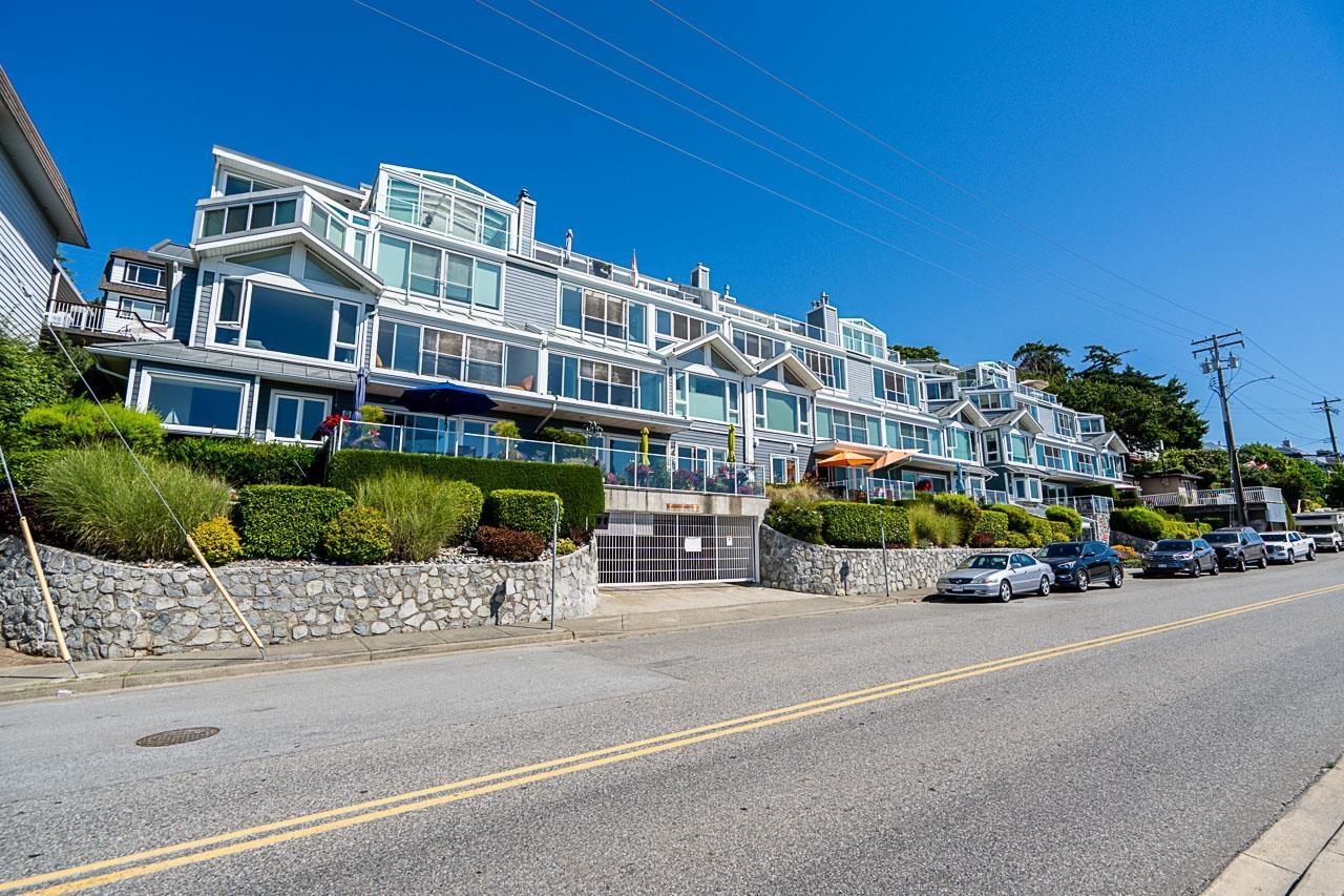 303 15165 MARINE DRIVE, White Rock, British Columbia