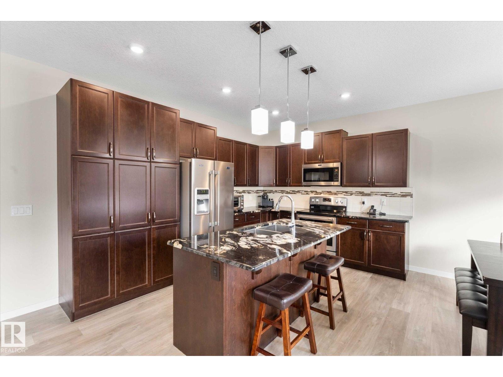 17164 47 ST NW, Edmonton, Alberta