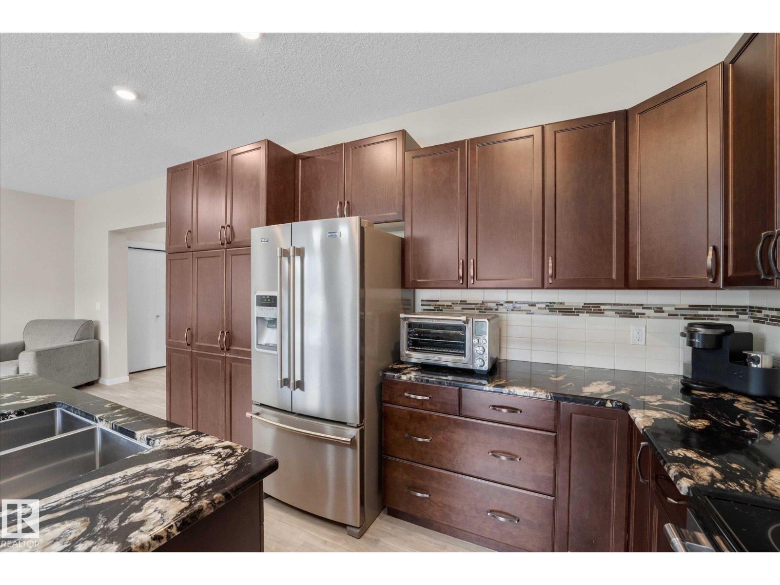 17164 47 St Nw, Edmonton, Alberta  T5Y 3P4 - Photo 7 - E4447192