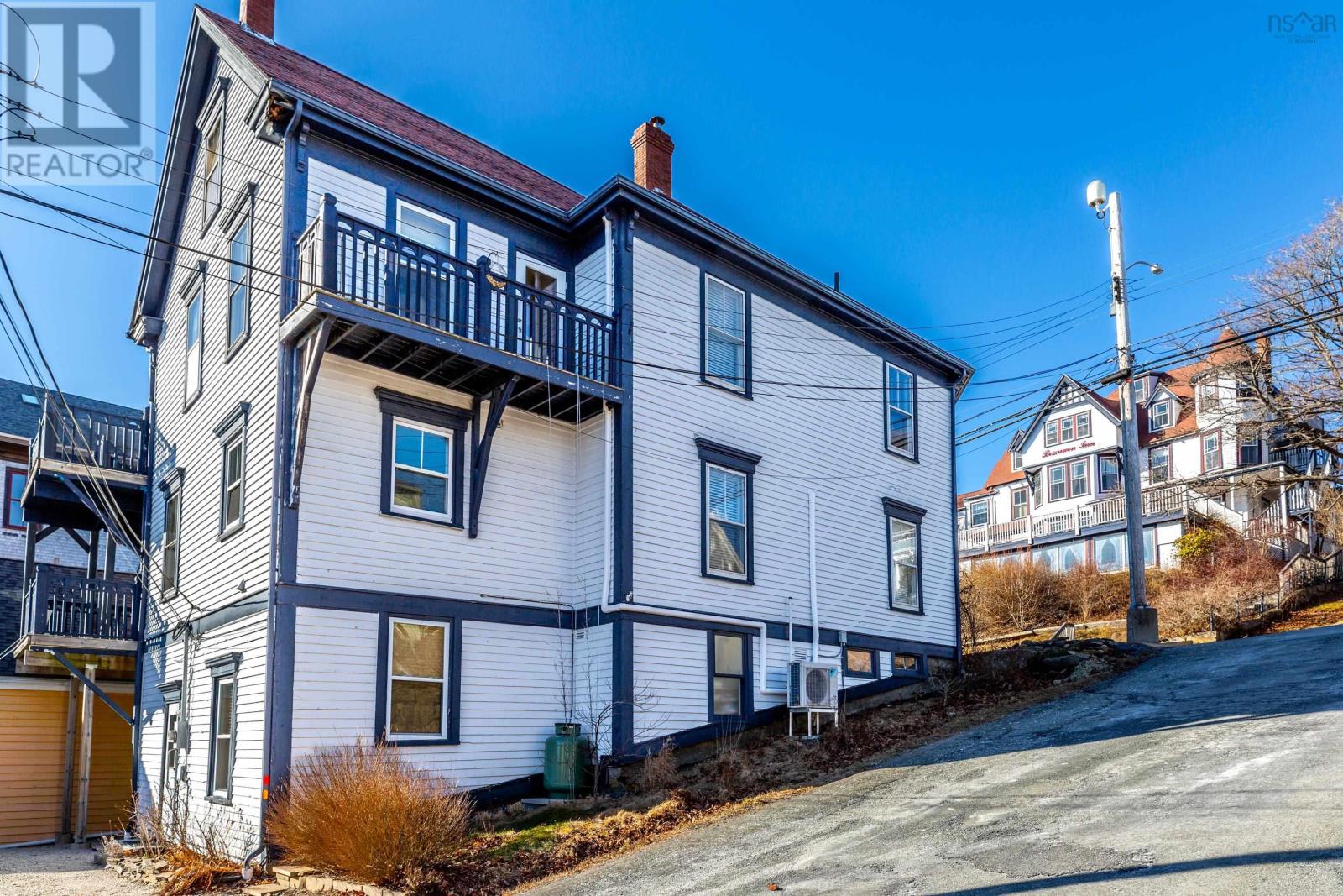 306 Lincoln Street, Old-Town Lunenburg, Lunenburg, Nova Scotia  B0J 2C0 - Photo 6 - 202522055
