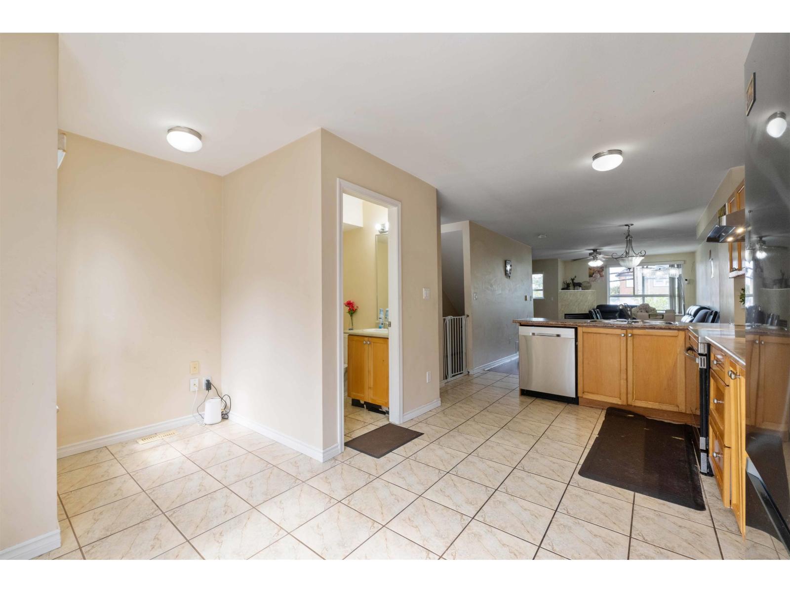 3 12730 66 Avenue, Surrey, British Columbia  V3W 1P3 - Photo 13 - R3043088