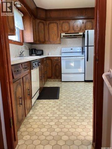 Property at 165 2nd AVENUE image 3