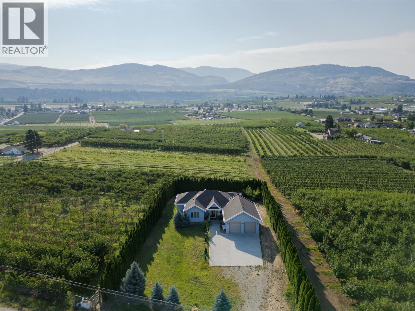 1095 Fairview Road, Oliver, British Columbia