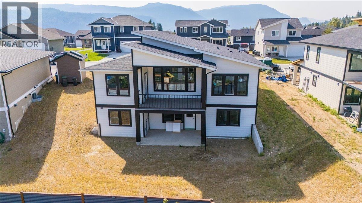 1509 Aspen Lane, Castlegar, British Columbia  V1N 4X8 - Photo 3 - 10346156