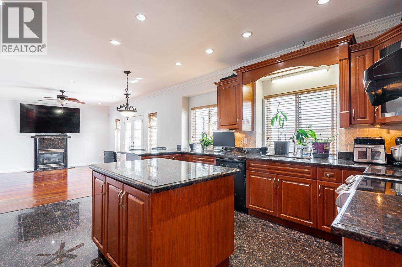 1306 E 60 Avenue, Vancouver, British Columbia  V5X 2A9 - Photo 13 - R3042552