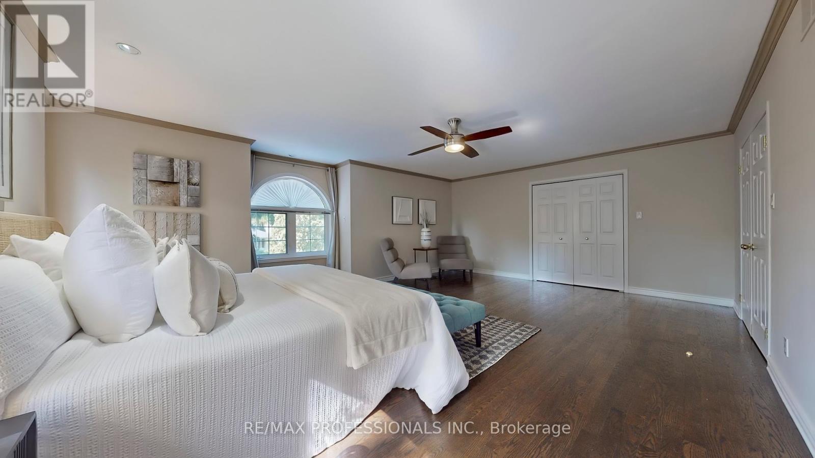 5 Grasspoint Crescent, Toronto, Ontario  M9C 2T9 - Photo 22 - W12378075