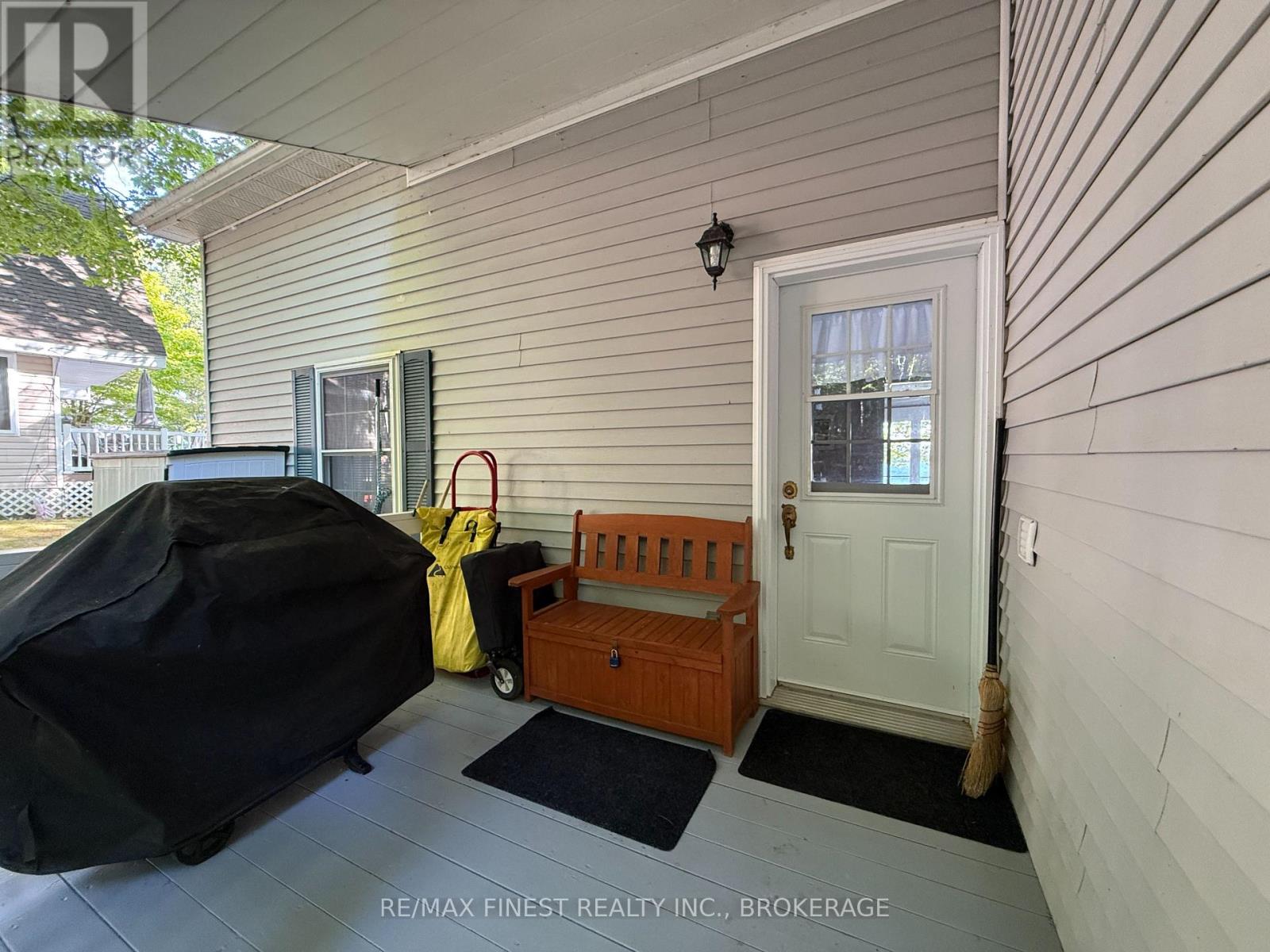 342 North Shore Road, Rideau Lakes, Ontario  K0G 1X0 - Photo 36 - X12378519