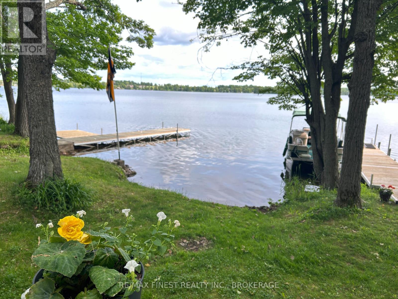 342 North Shore Road, Rideau Lakes, Ontario  K0G 1X0 - Photo 40 - X12378519