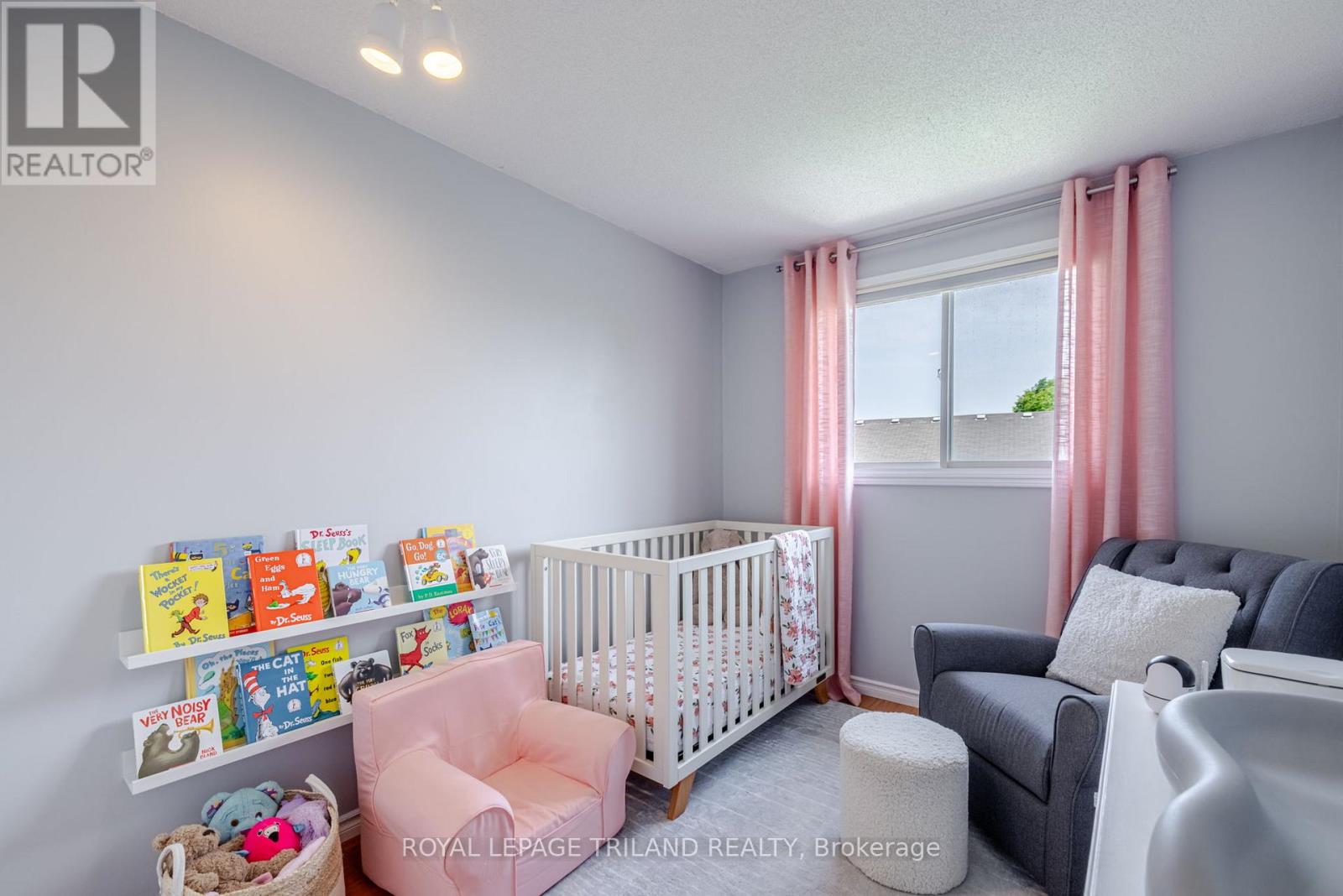 147 Gerald Crescent, London South, Ontario  N5Z 5A3 - Photo 21 - X12378467