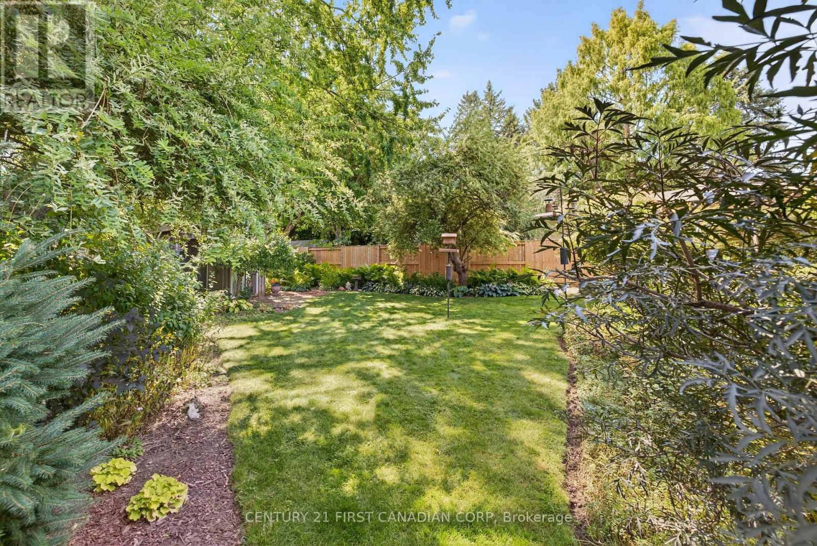 1432 Norman Place, London South (South B), Ontario  N6K 2S7 - Photo 35 - X12378499